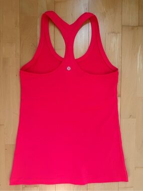 lululemon size 8 Women’s Racerback Tank - Bright Pink
